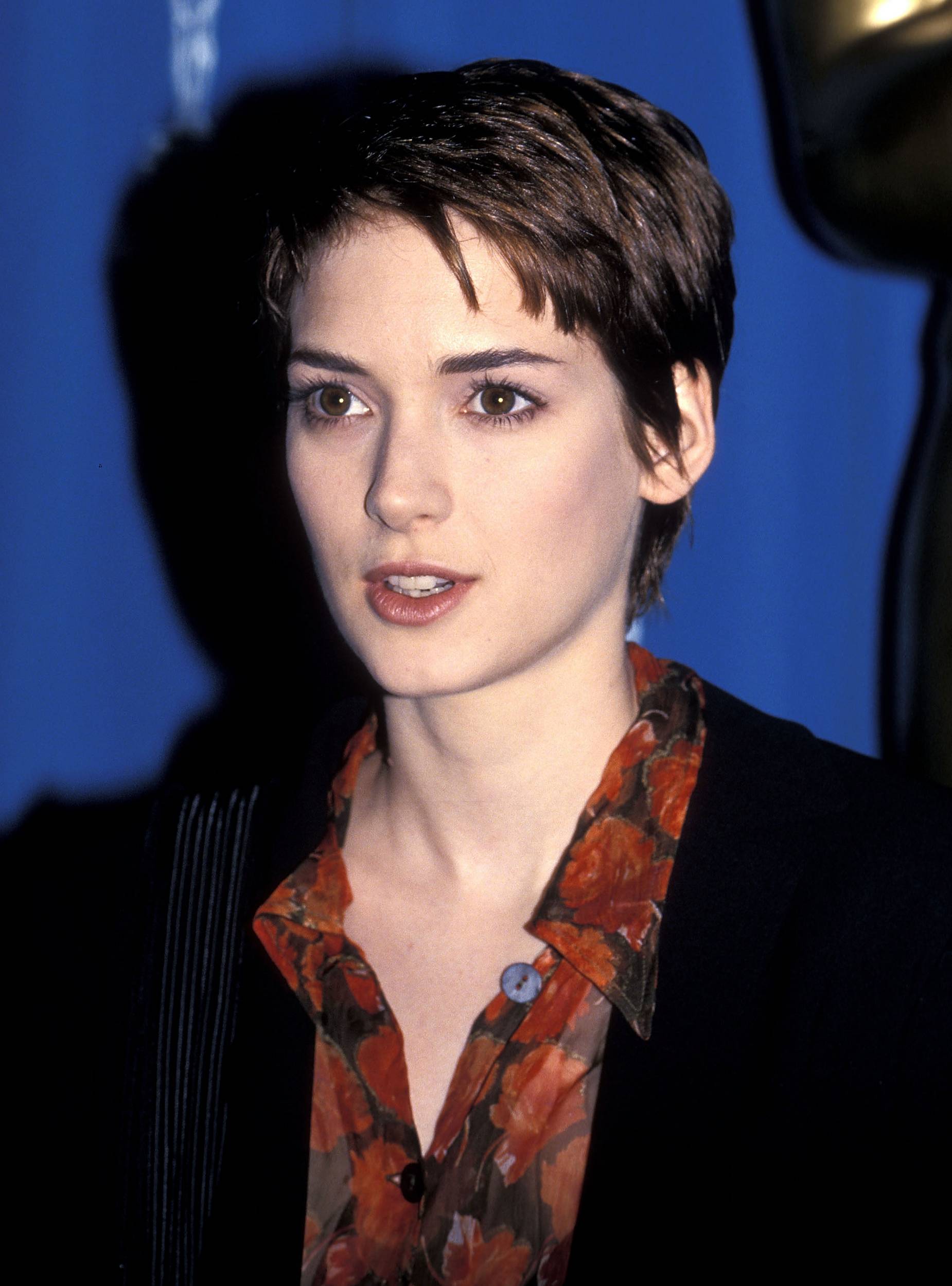 HQ_00008.jpg HQ_00008.jpg