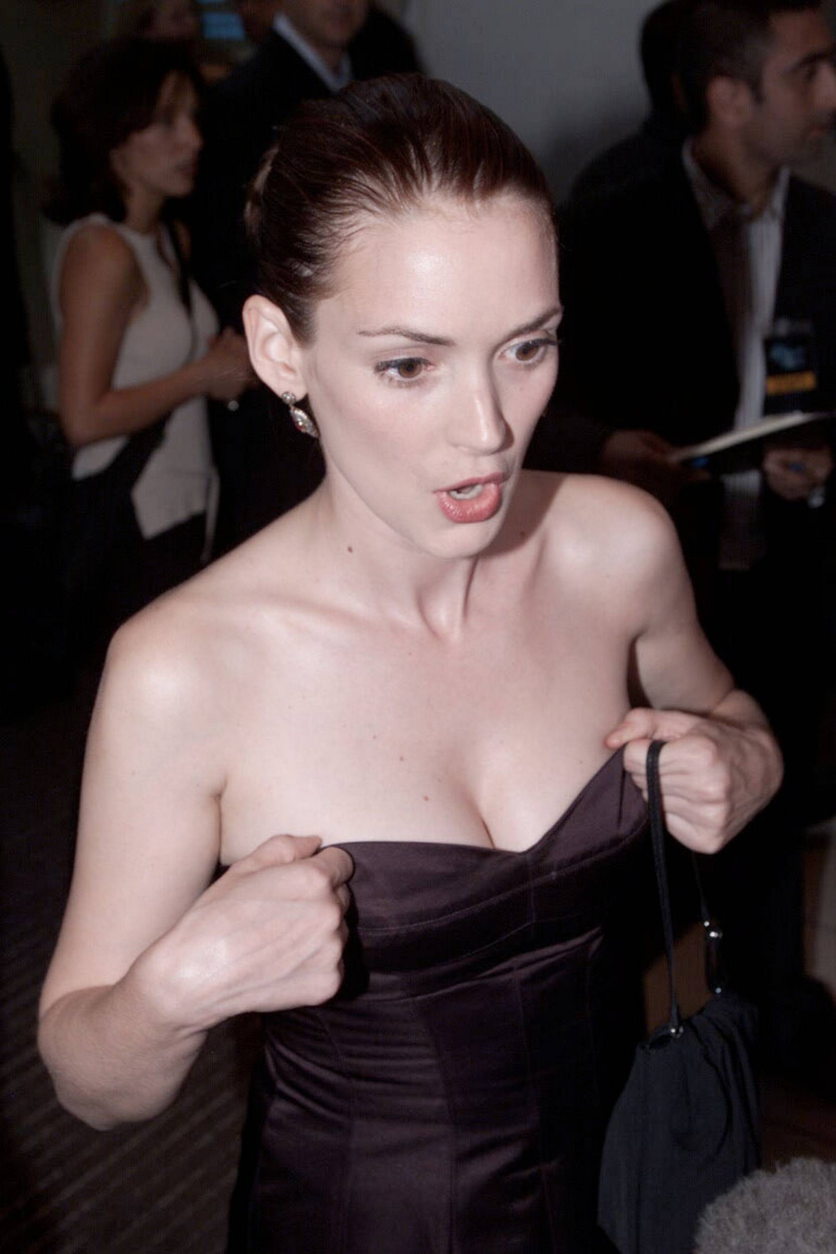 HQ_0015.jpg HQ_0015.jpg