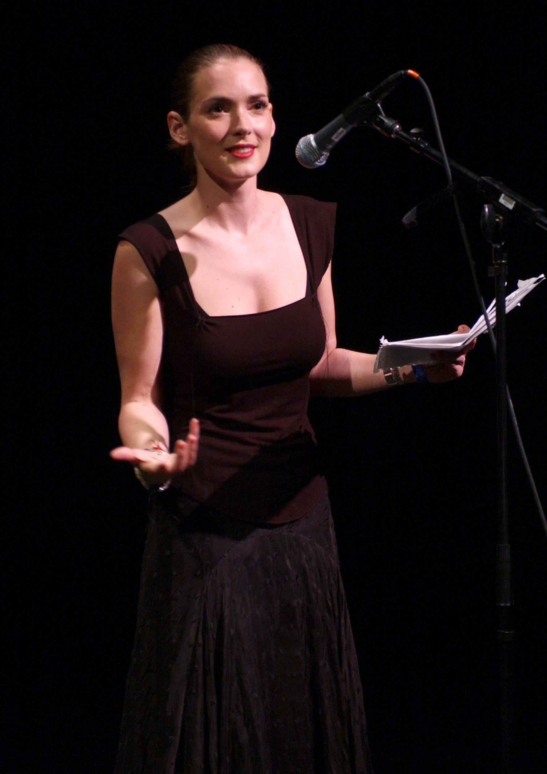HQ_0008.jpg HQ_0008.jpg