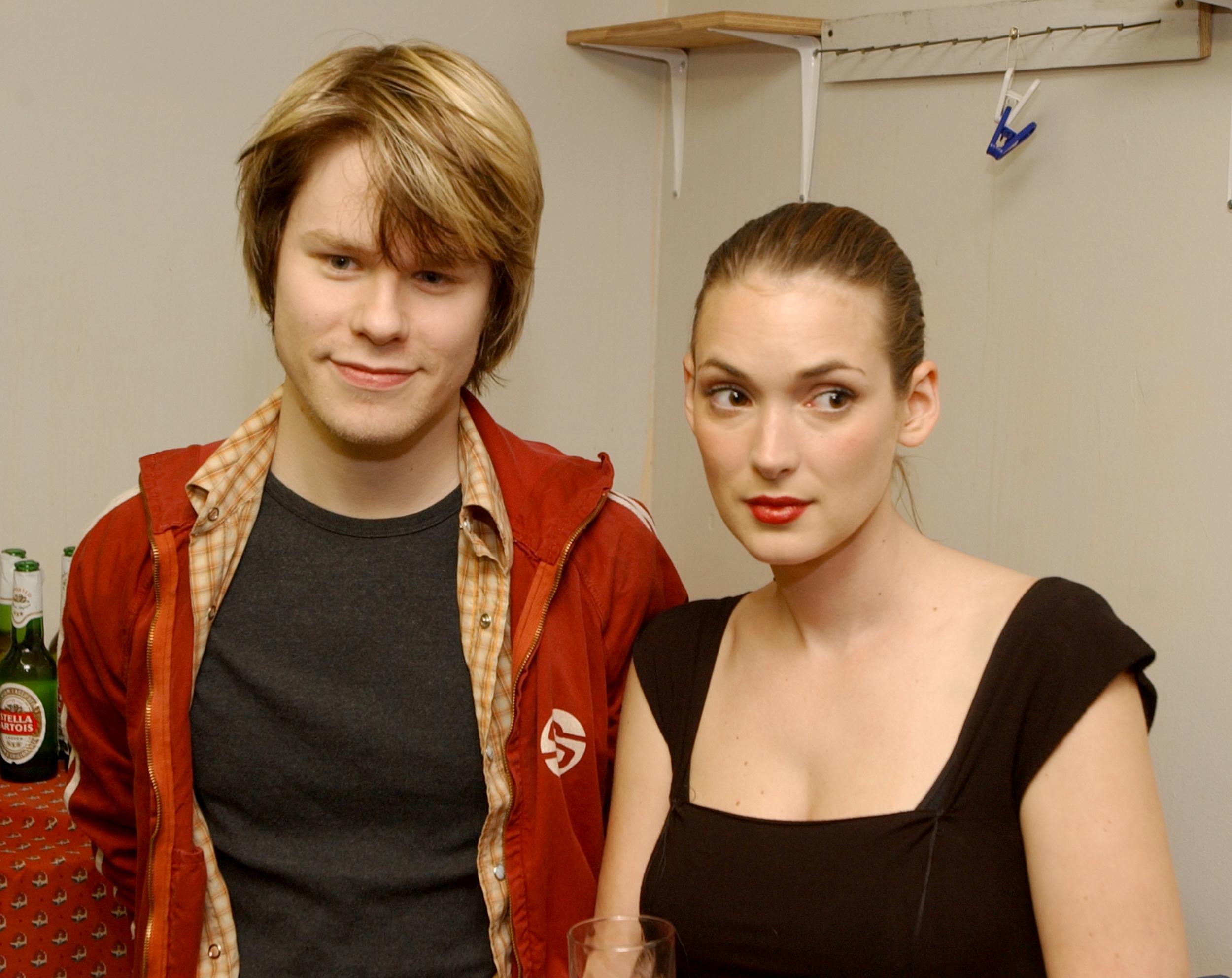 HQ_0032.jpg HQ_0032.jpg