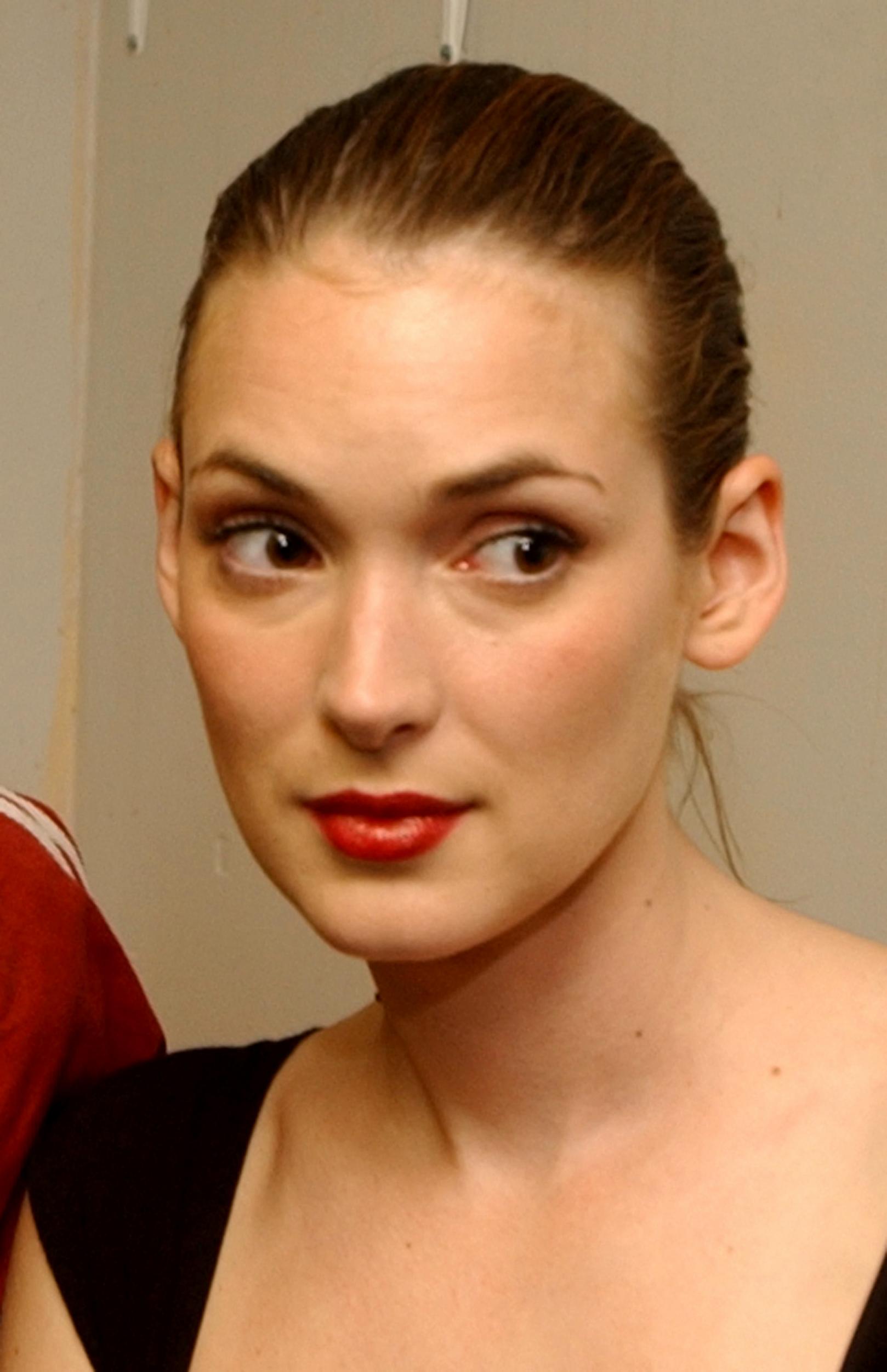 HQ_0033.jpg HQ_0033.jpg