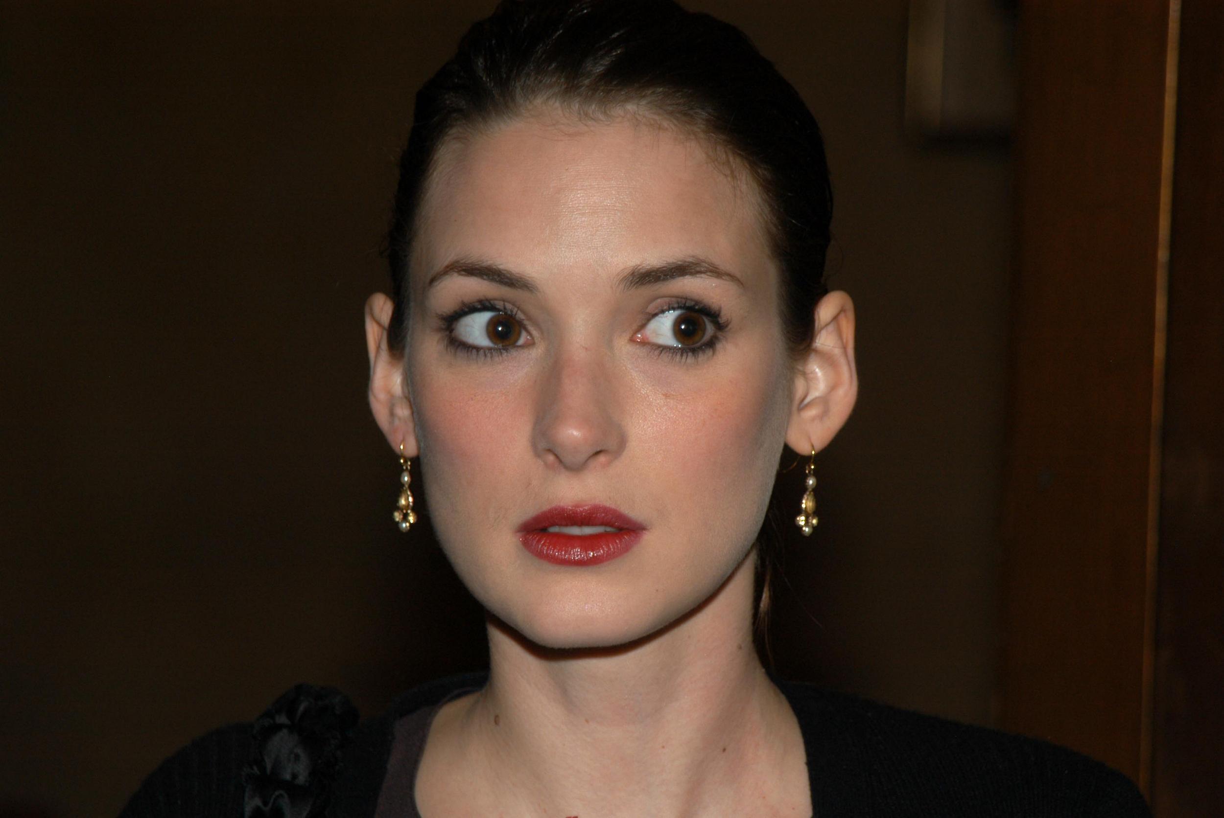 HQ_0012.jpg HQ_0012.jpg