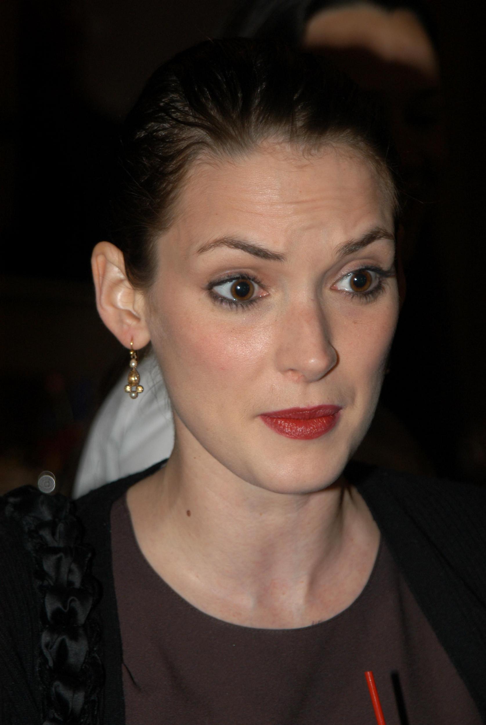 HQ_0016.jpg HQ_0016.jpg
