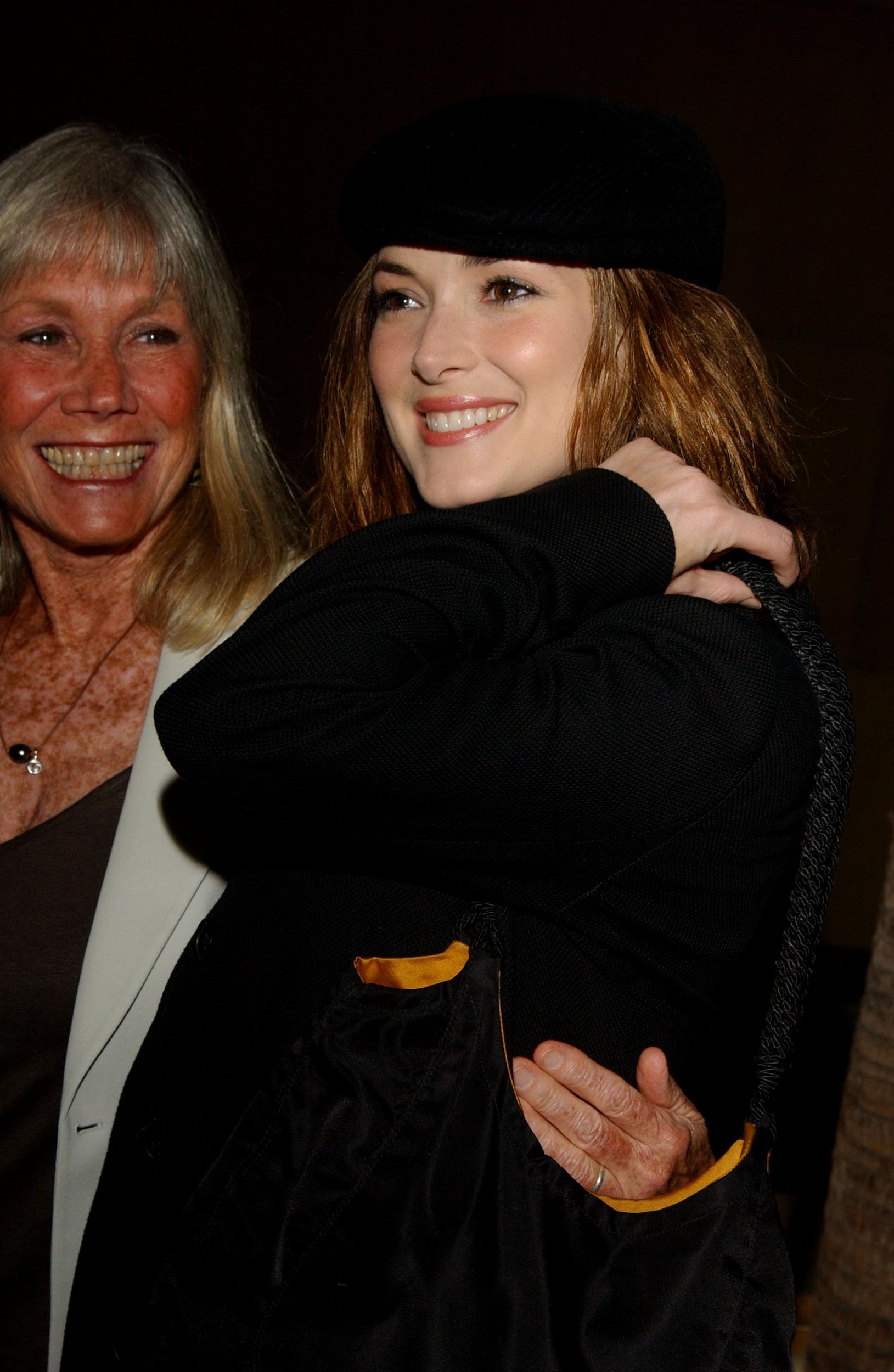 HQ_0016.jpg HQ_0016.jpg