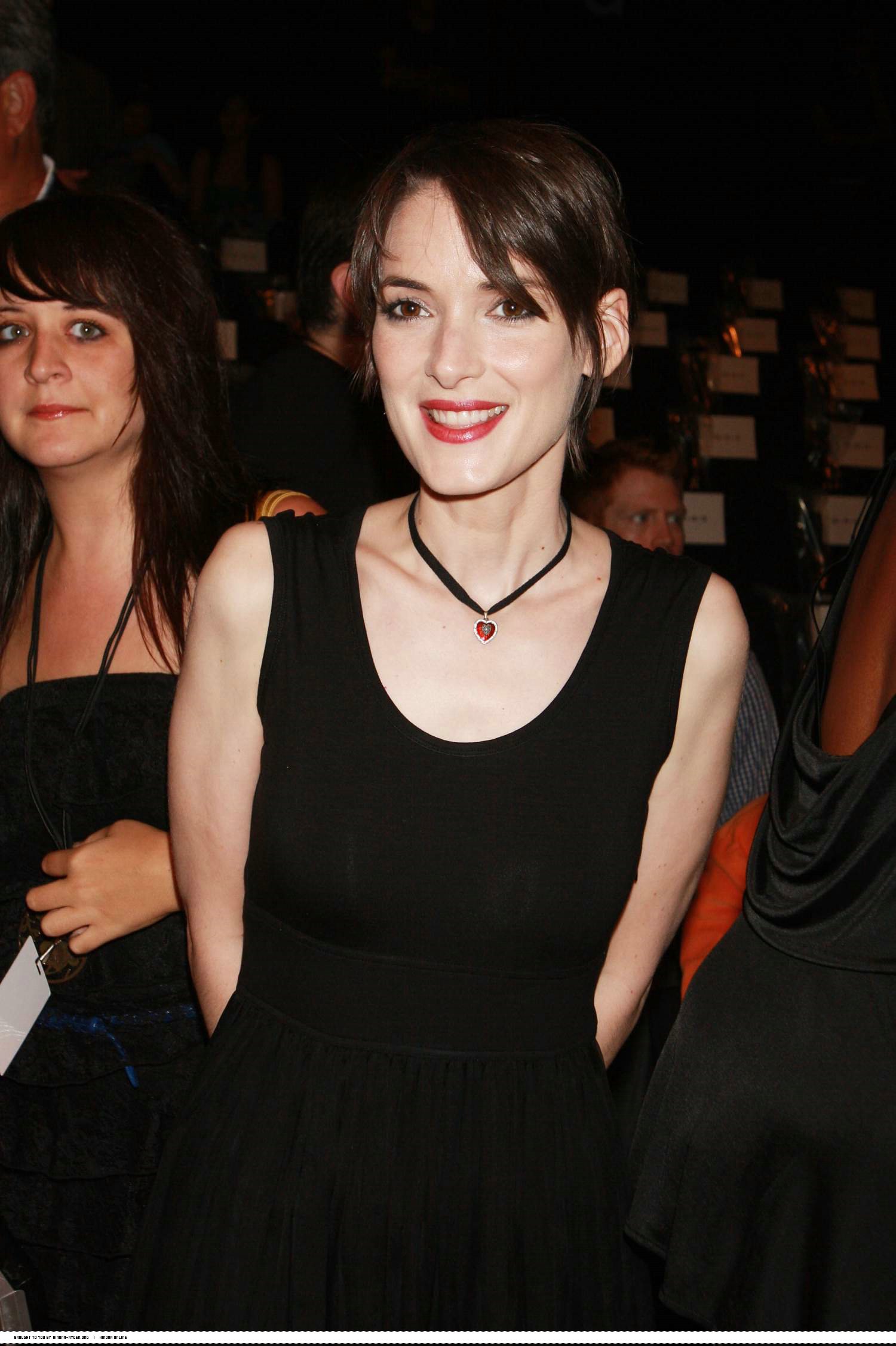 hq-010.jpg hq-010.jpg