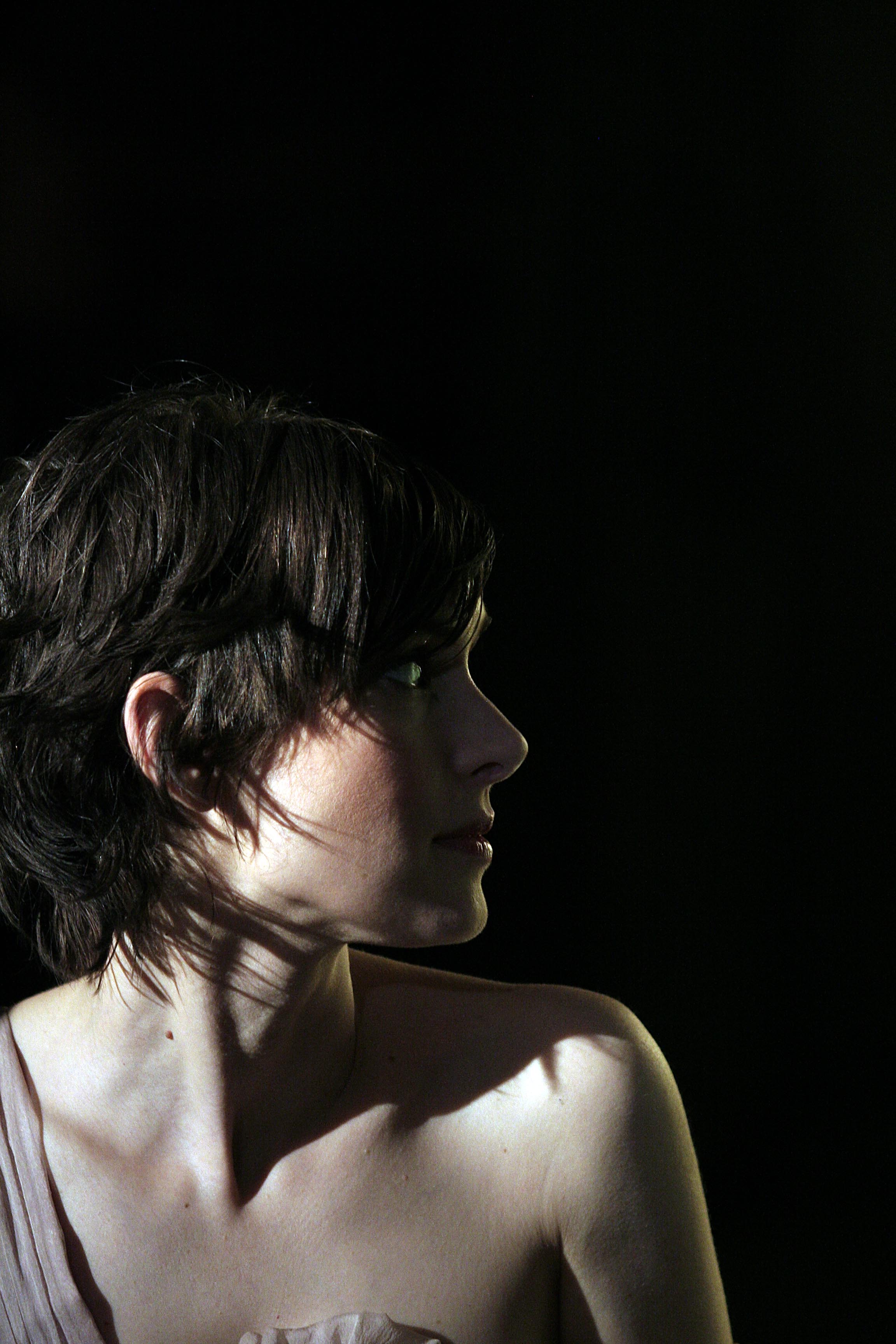 nHQ_002.jpg