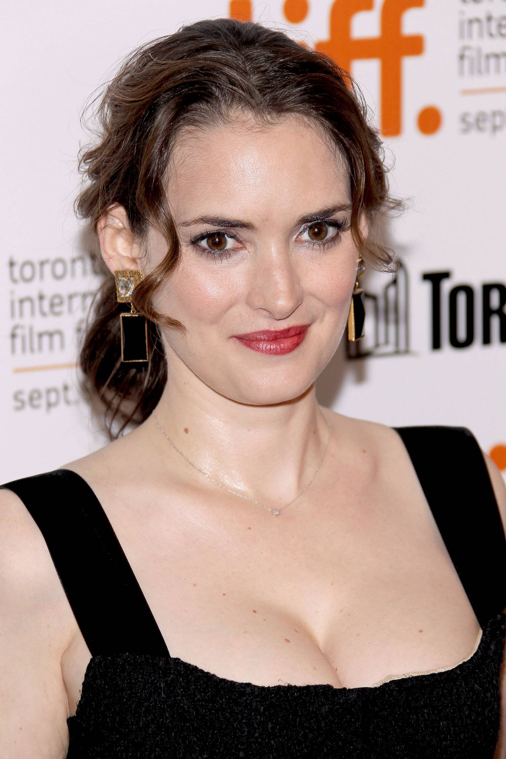 HQ-018.jpg HQ-018.jpg
