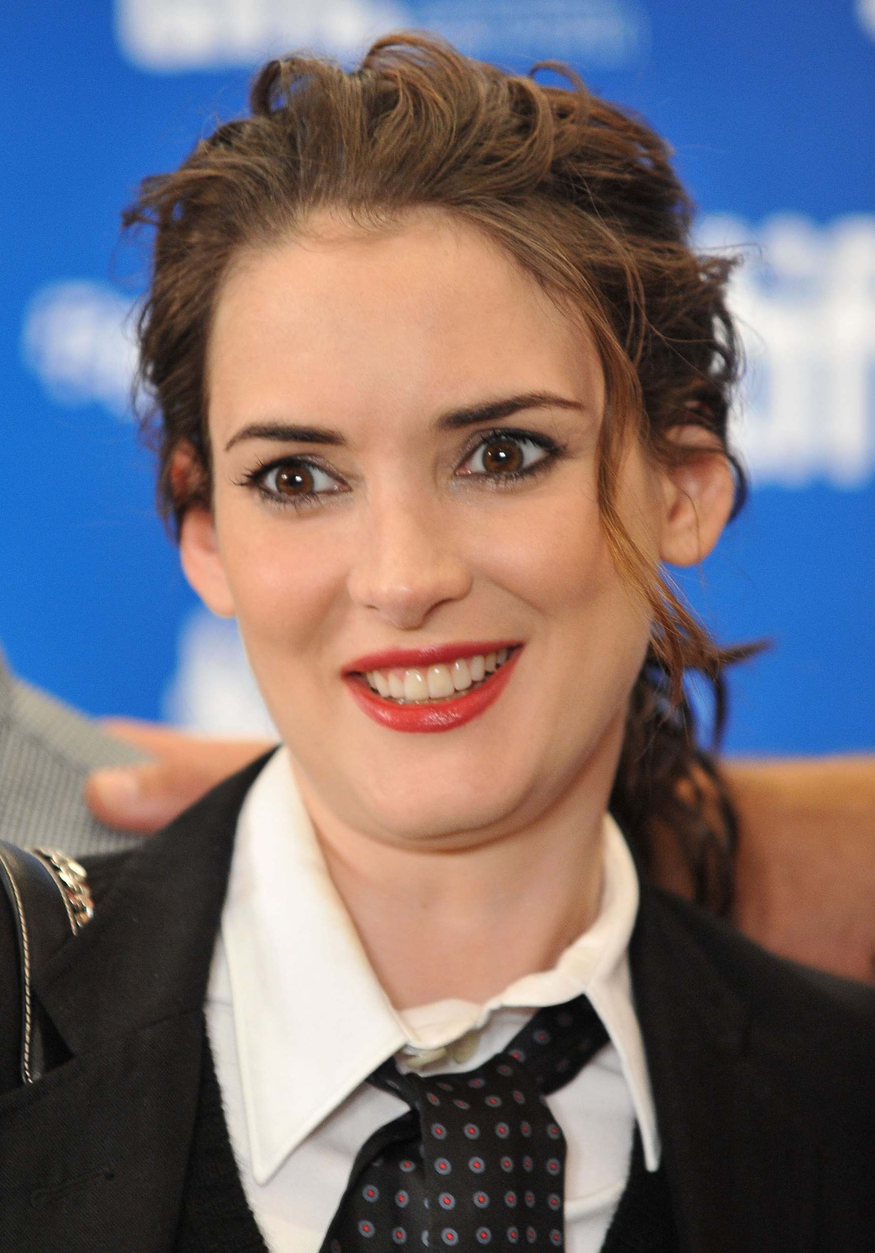 HQ2-009.jpg HQ2-009.jpg