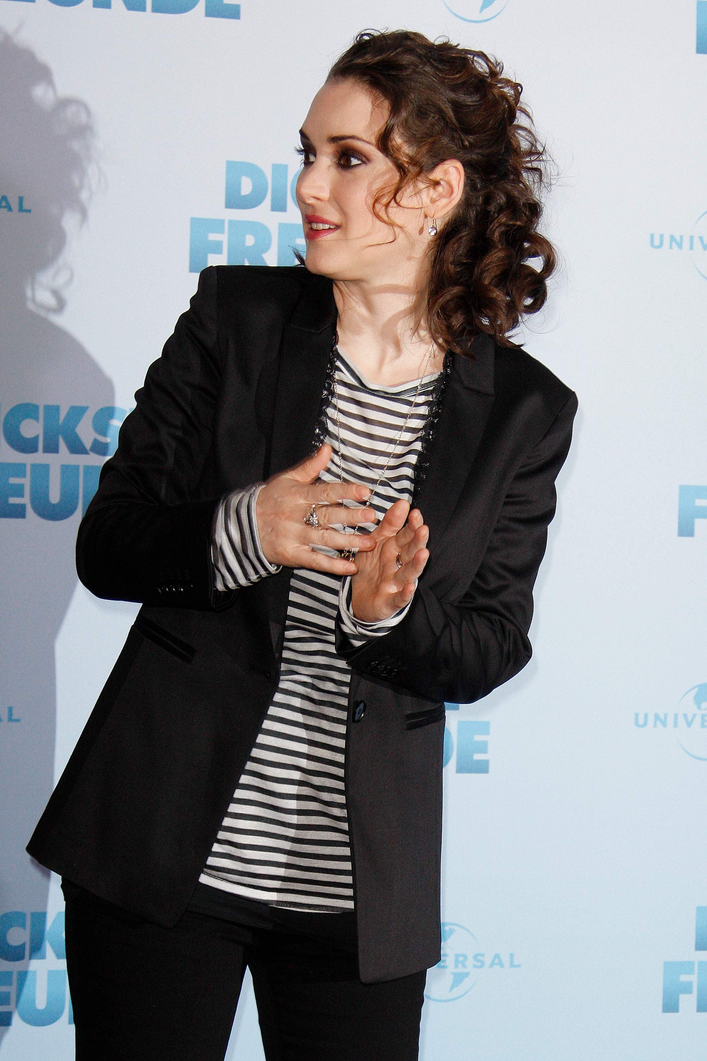 hq_0003.jpg
