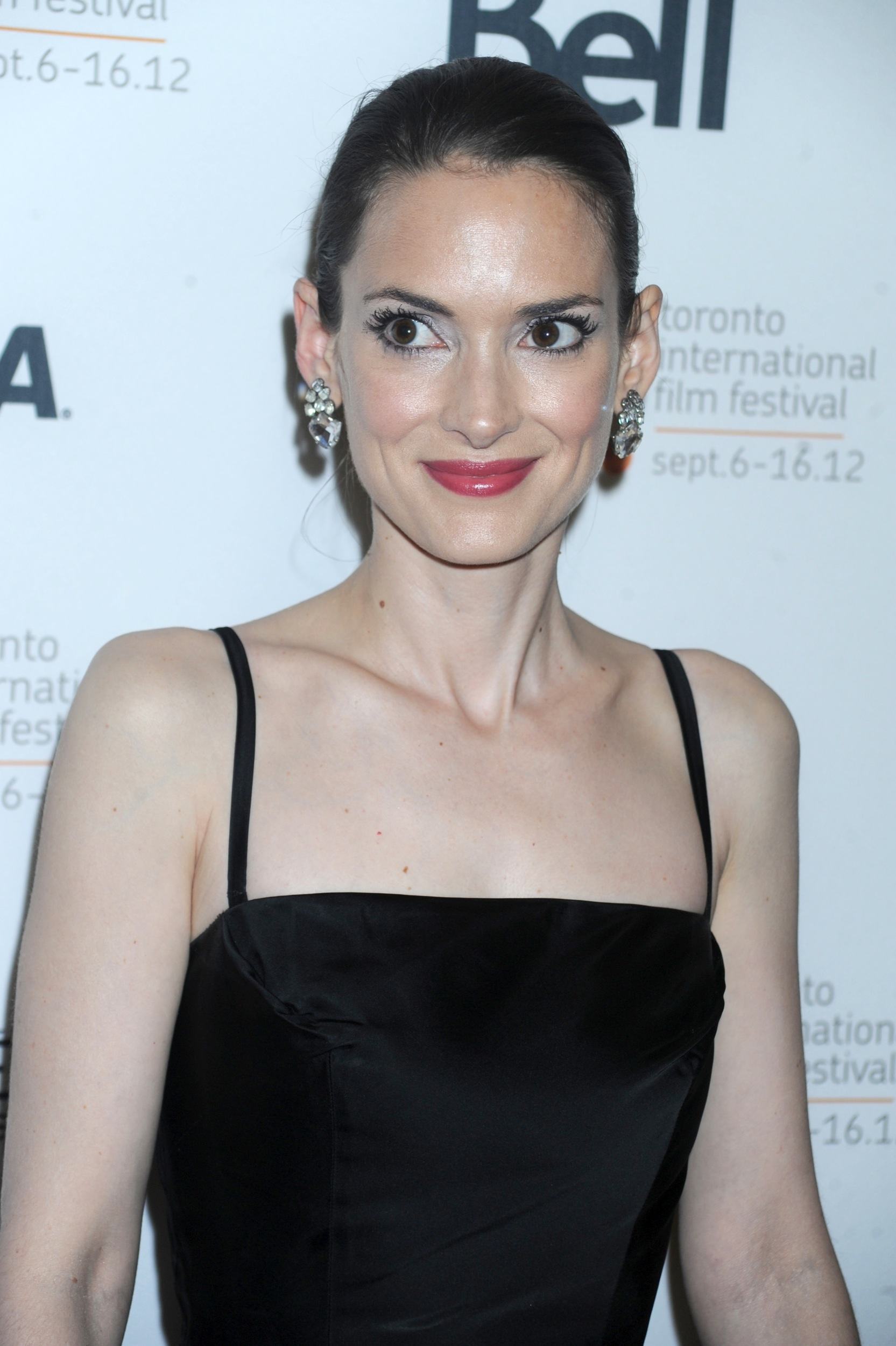 HQ_050.jpg HQ_050.jpg