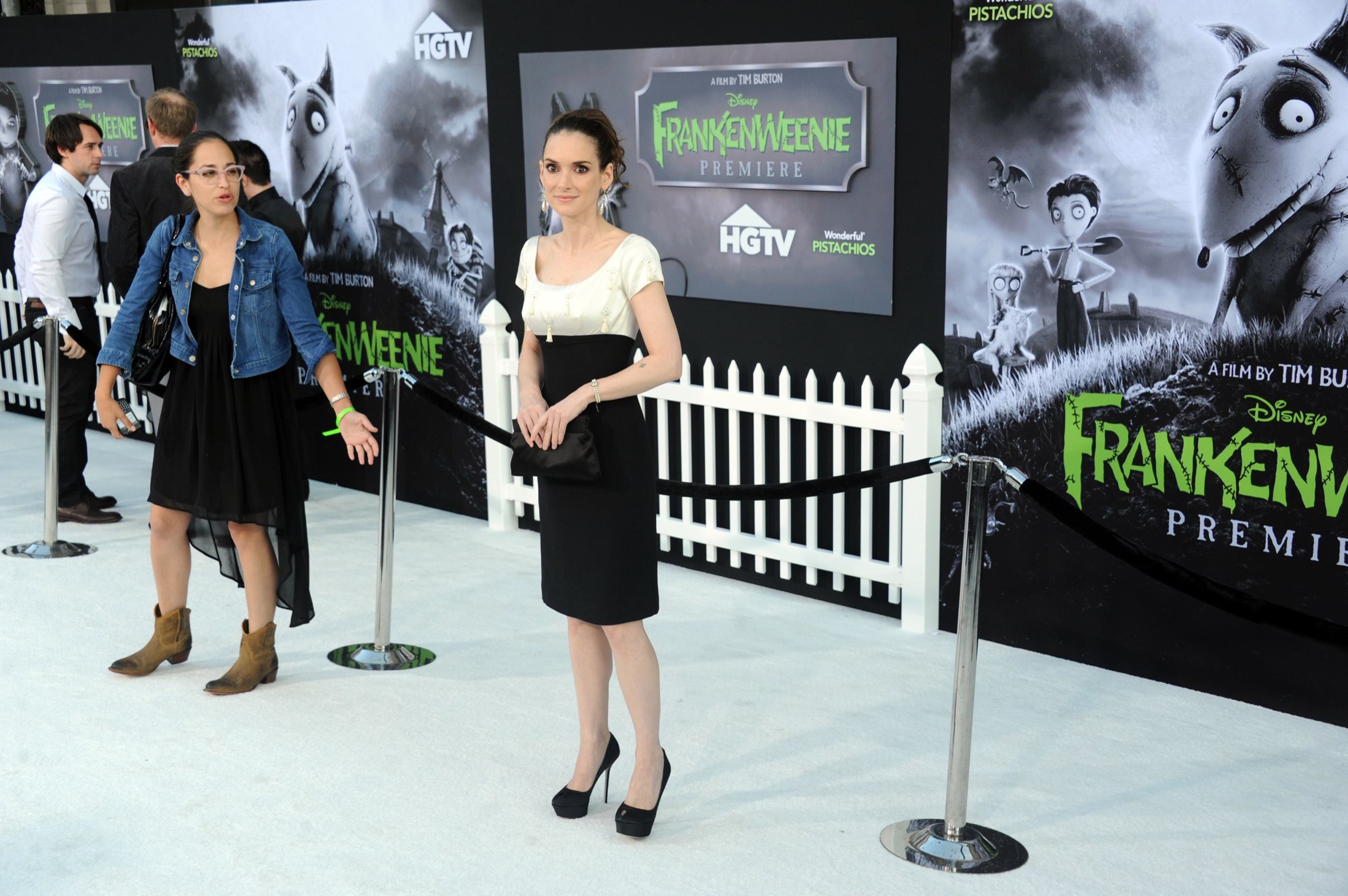 HQ_183.jpg HQ_183.jpg