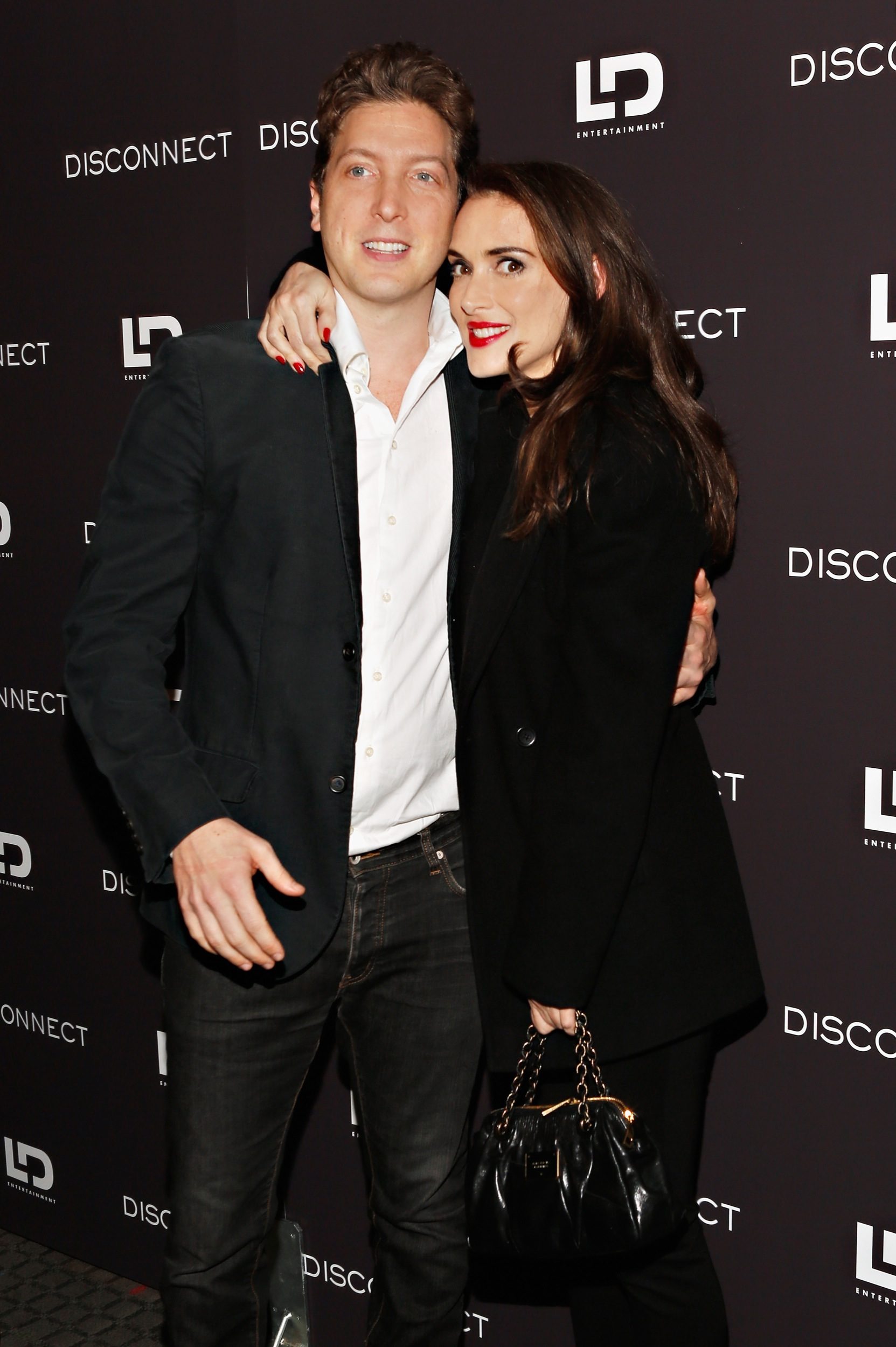 HQ-001.jpg HQ-001.jpg