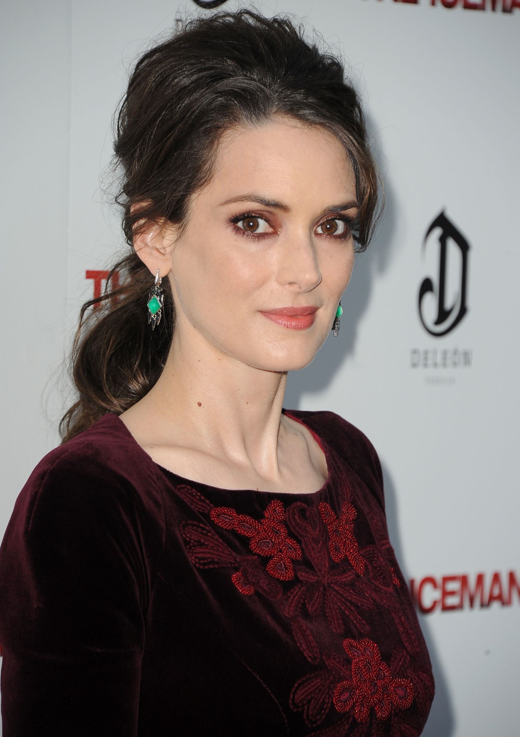 HQ-068.jpg HQ-068.jpg