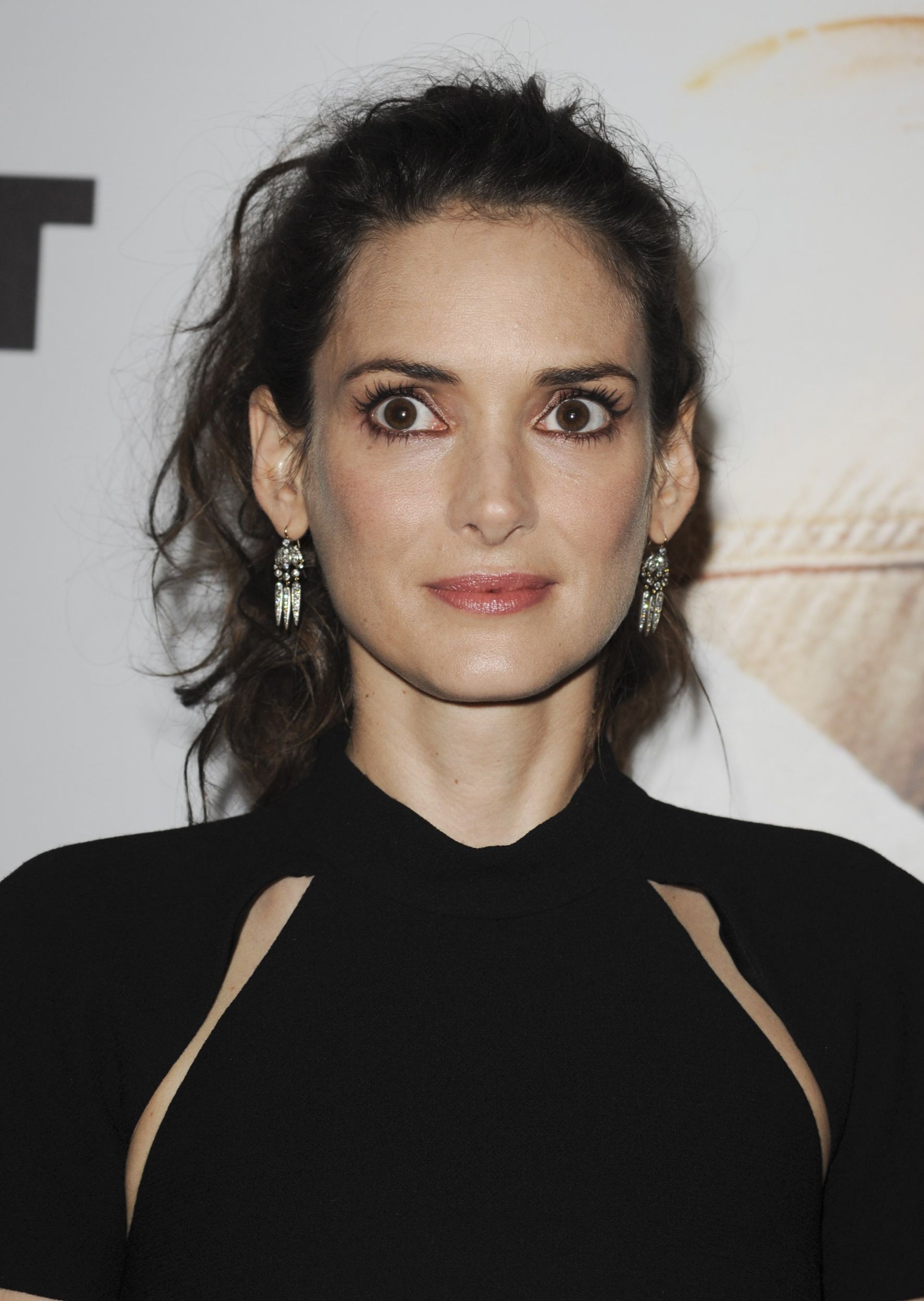HQ-050.jpg HQ-050.jpg