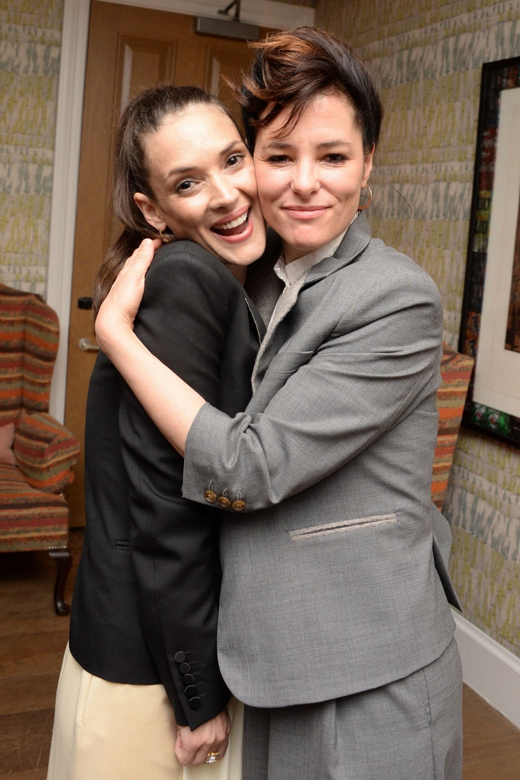 HQ-030.jpg HQ-030.jpg