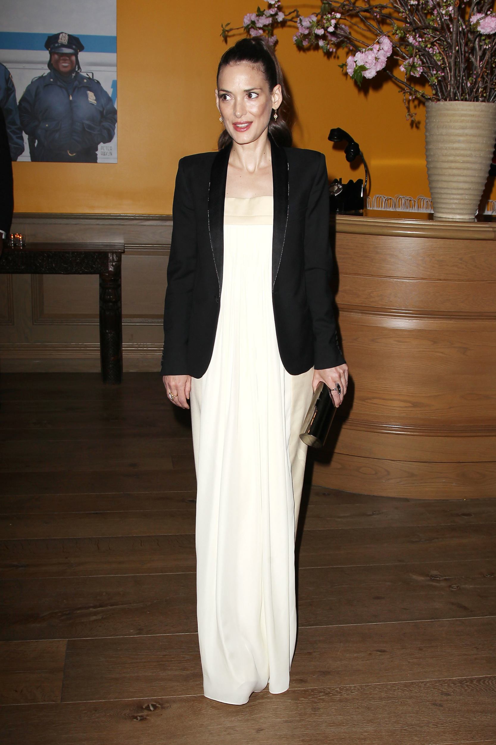 HQ-052.jpg HQ-052.jpg
