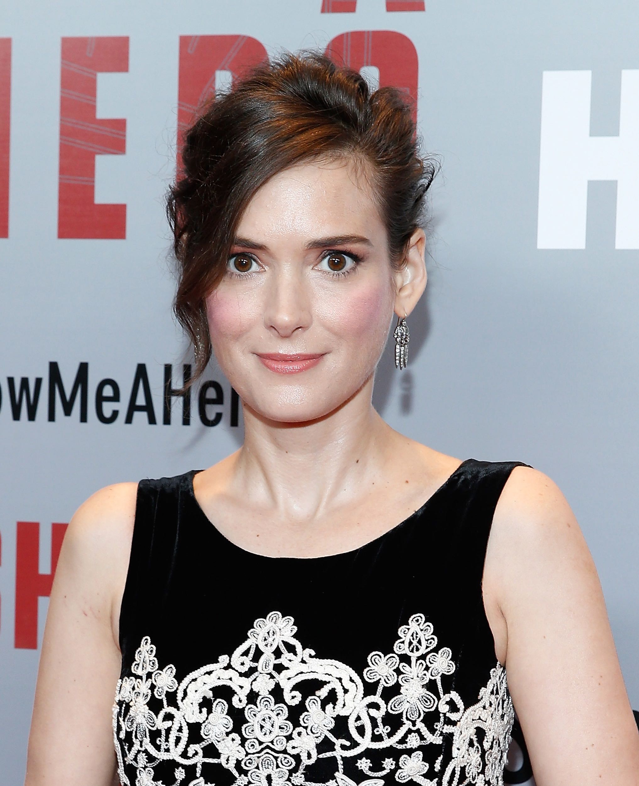 HQ_001.jpg HQ_001.jpg