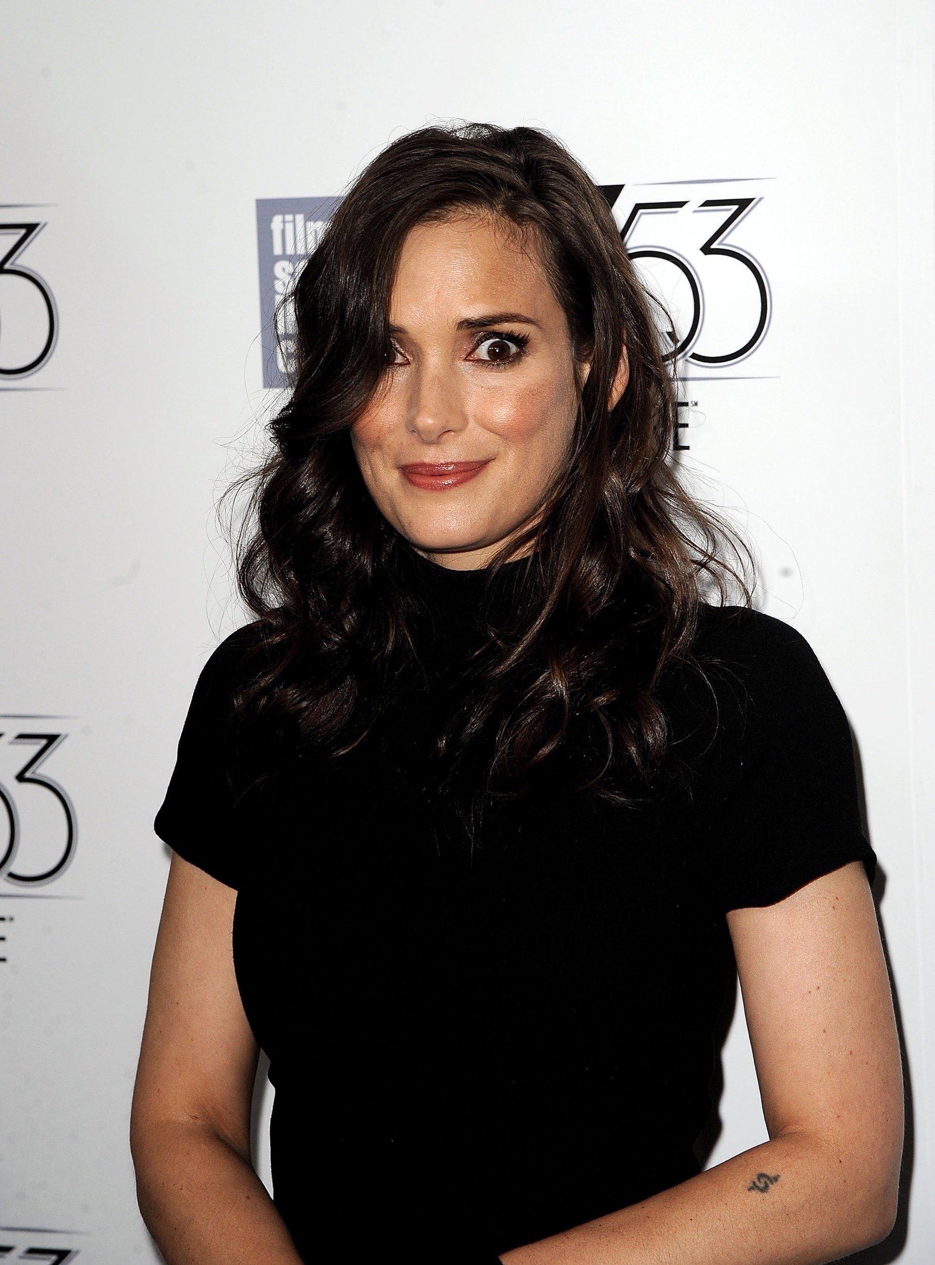 HQ_054.jpg HQ_054.jpg
