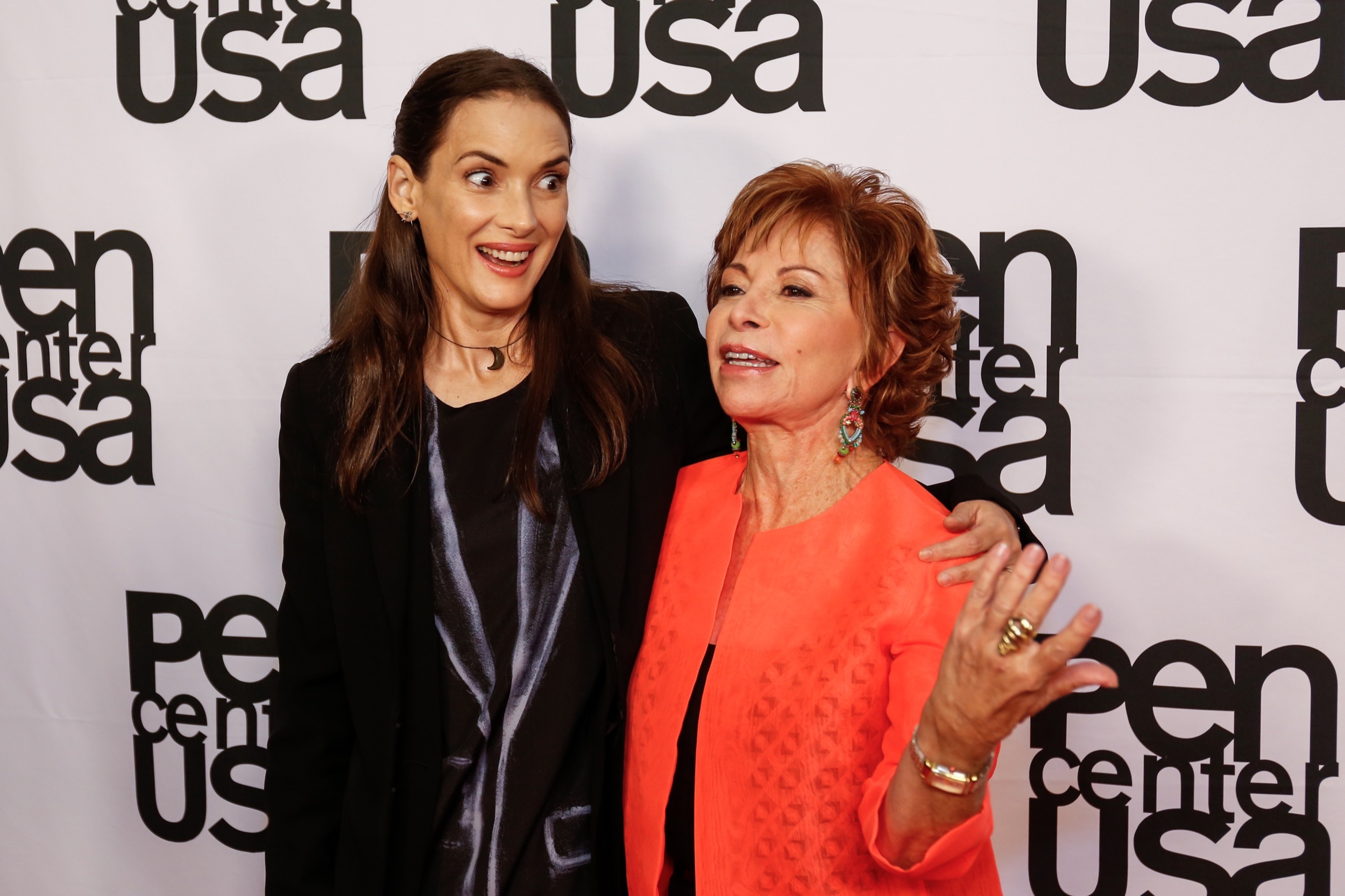 WF-PenCenterIsabelAllende_086.jpg