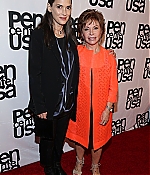 WF-PenCenterIsabelAllende_053.jpg