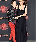 WF-StrangerThingsS2Premiere_091.jpg