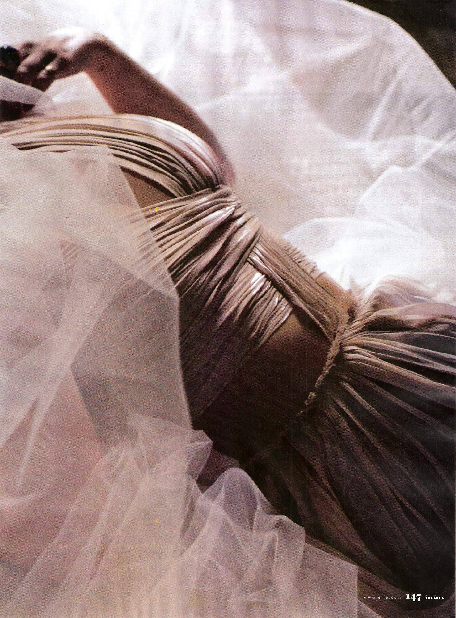 elle-Jan2011-003.jpg elle-Jan2011-003.jpg