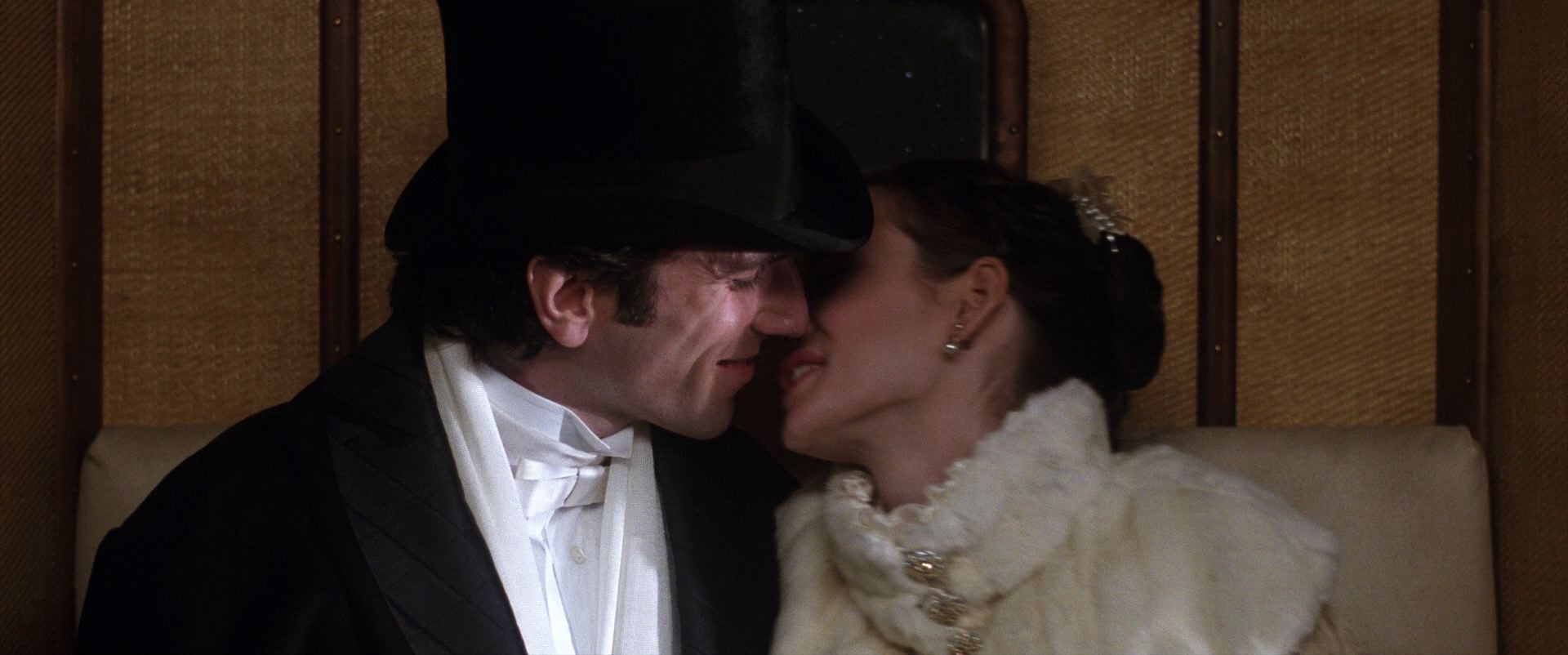 theageofinnocence-0341.jpg theageofinnocence-0341.jpg