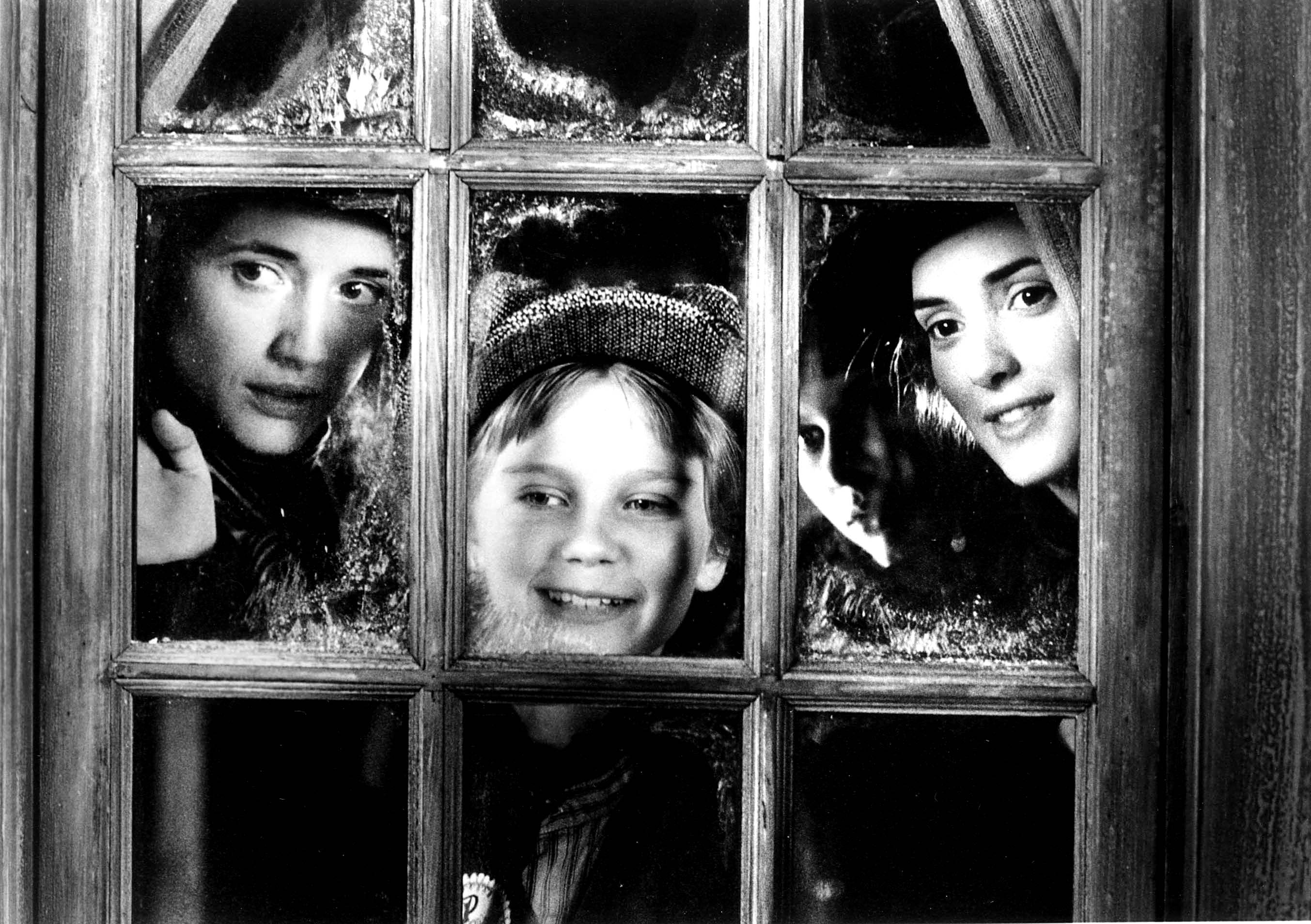 Little_Women_001.jpg Little_Women_001.jpg