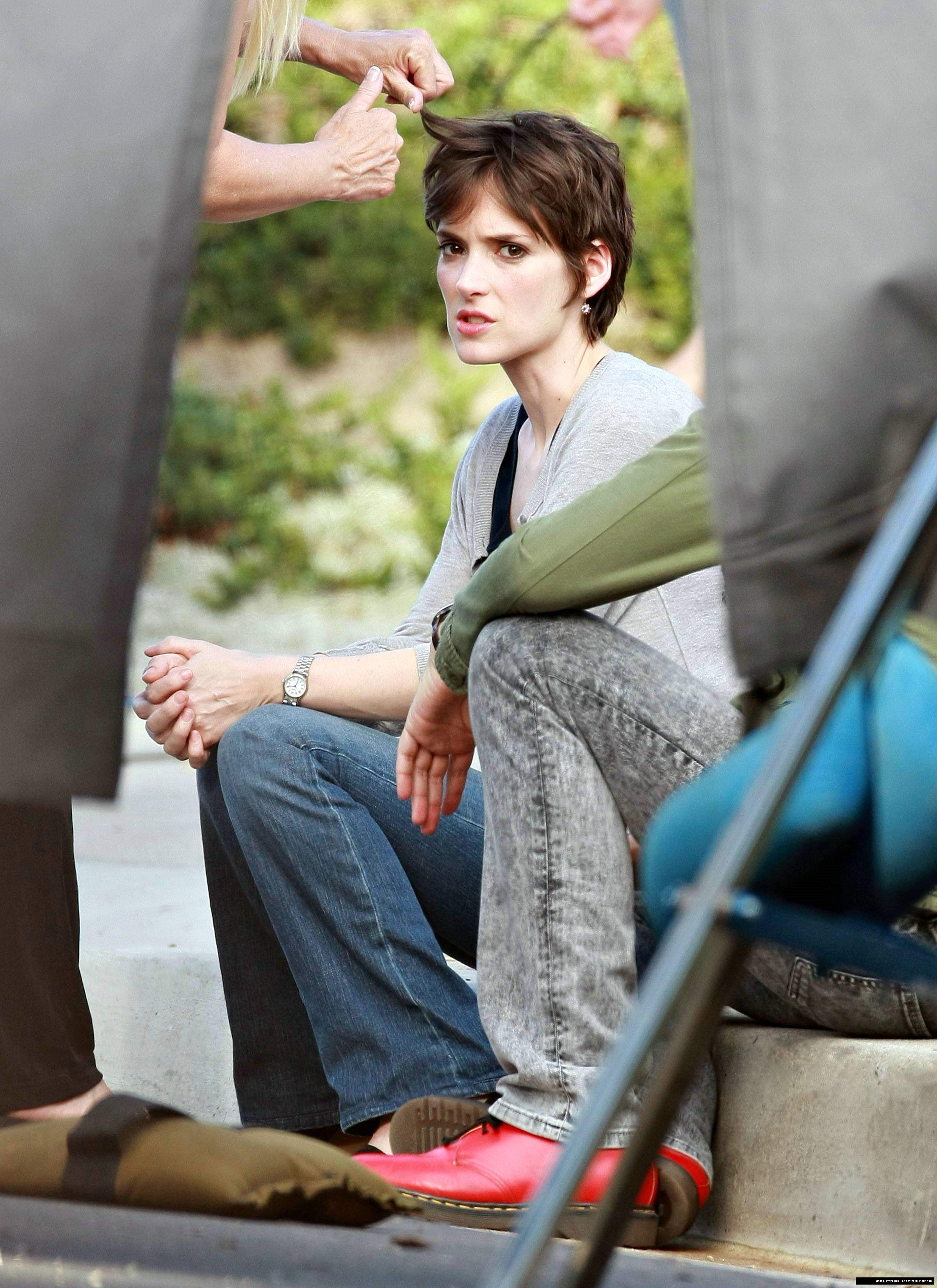hq_015.jpg hq_015.jpg