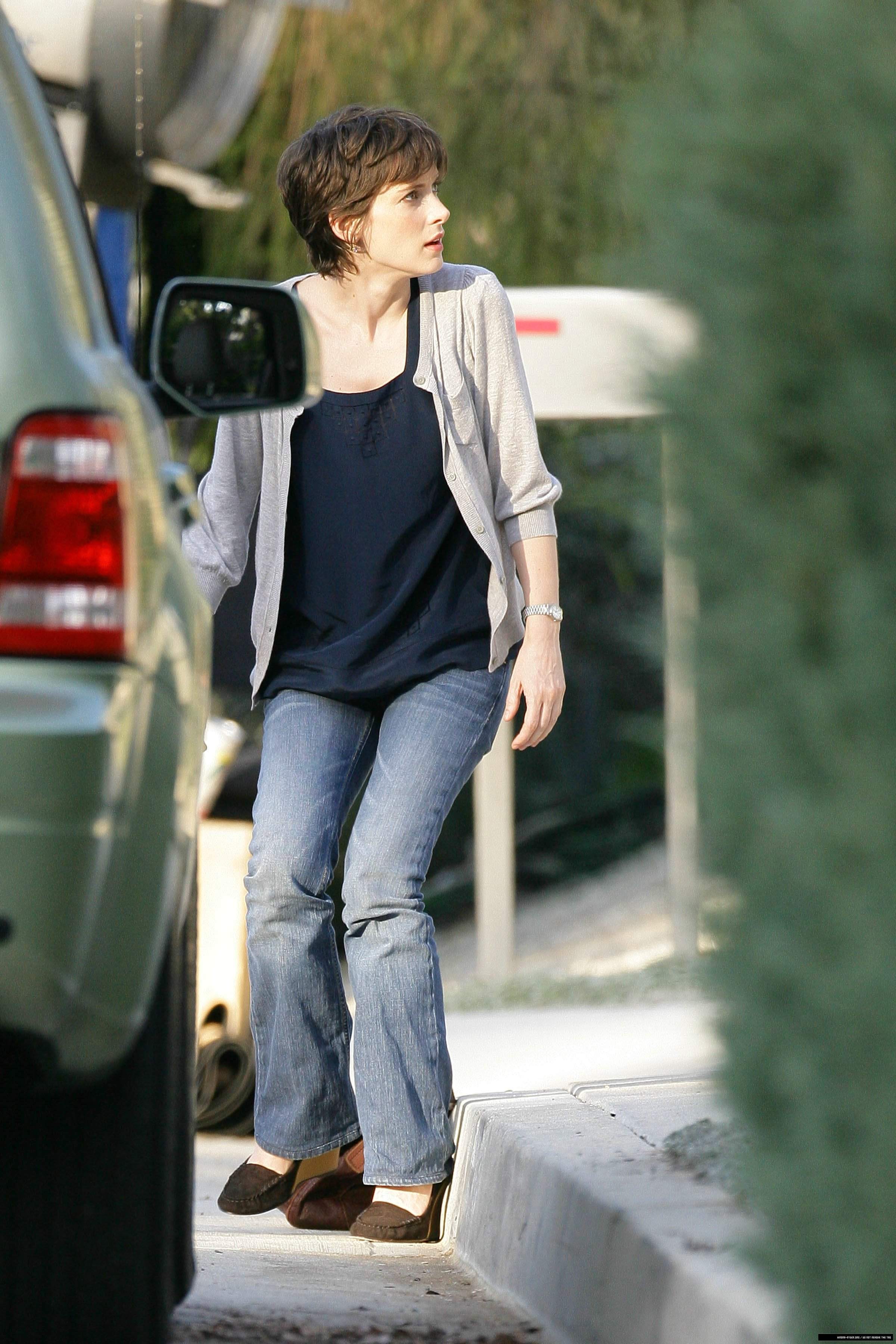 hq_050.jpg hq_050.jpg