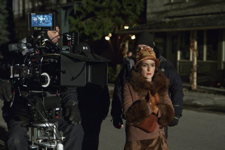 whenloveisnotenough-stills_013.jpg