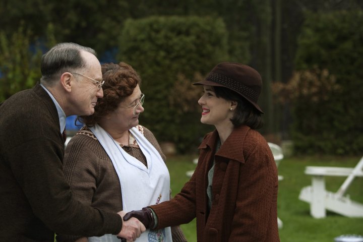 whenloveisnotenough-stills_014.jpg