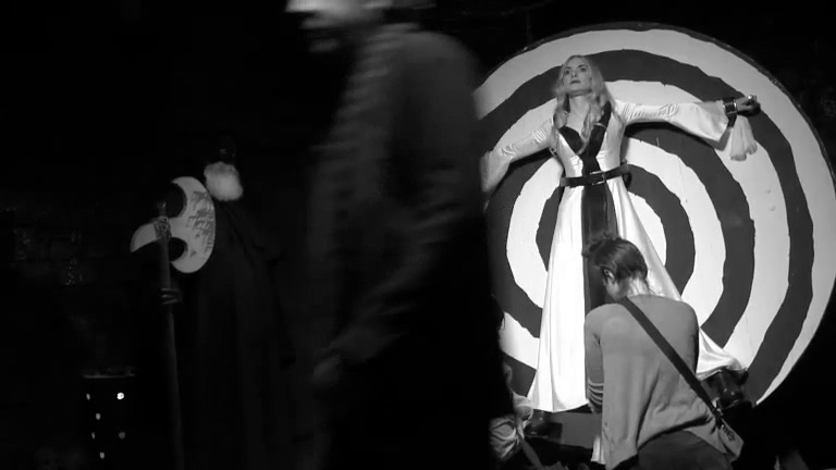 behindthescenes-005.jpg behindthescenes-005.jpg