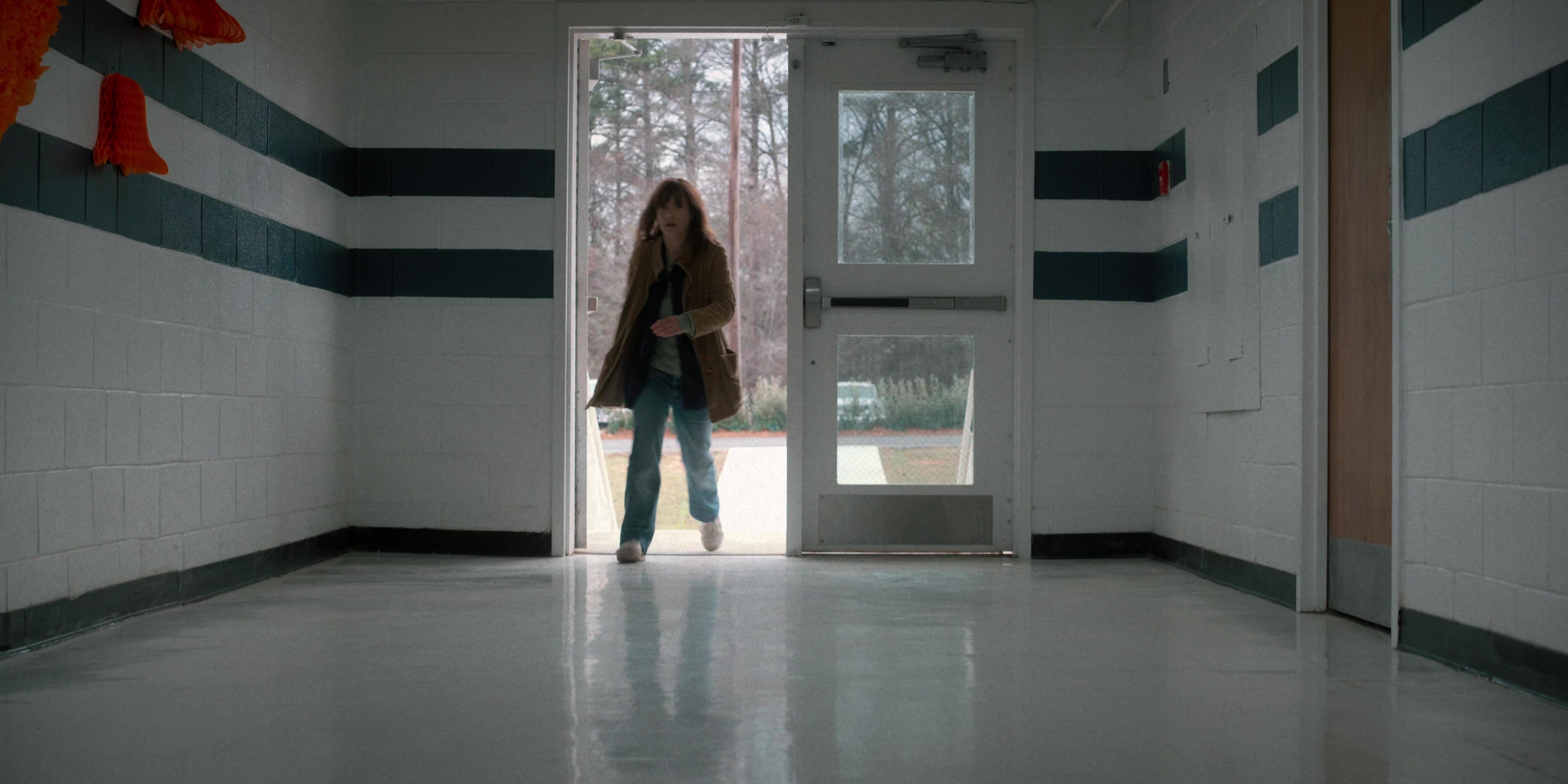 WF-StrangerThings204_004.jpg