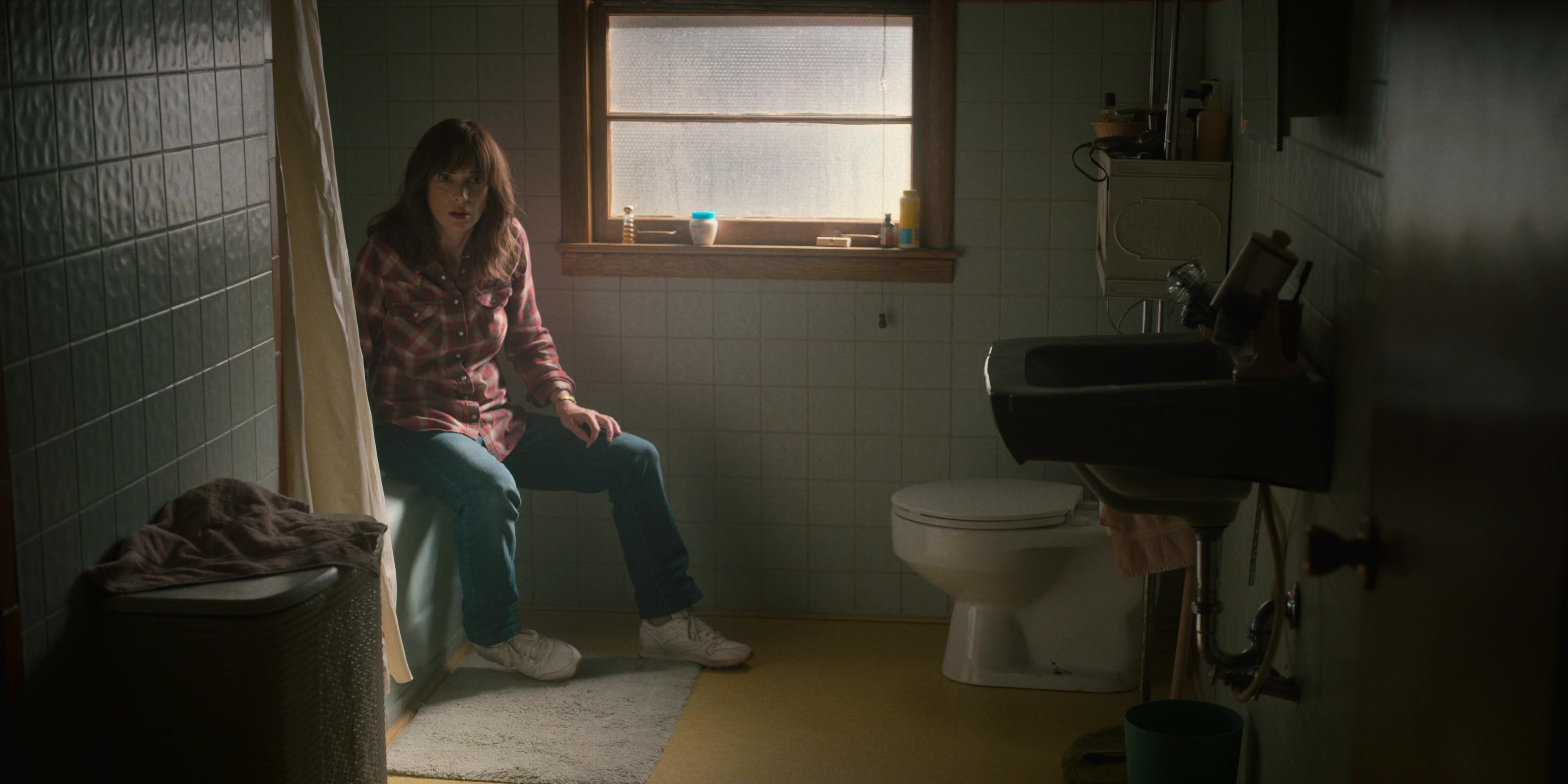 WF-StrangerThings204_198.jpg WF-StrangerThings204_198.jpg