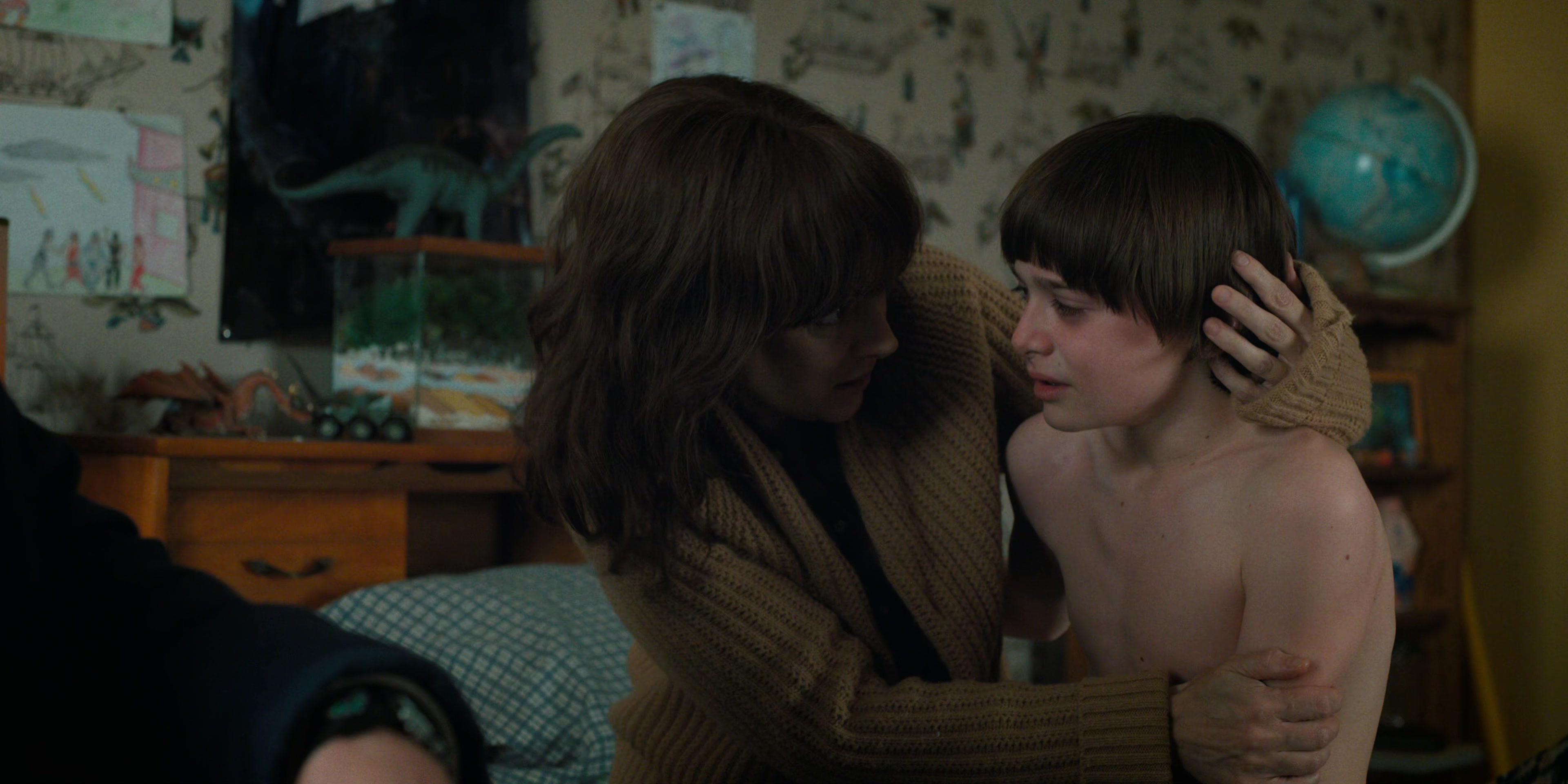 WF-StrangerThings204_250.jpg WF-StrangerThings204_250.jpg