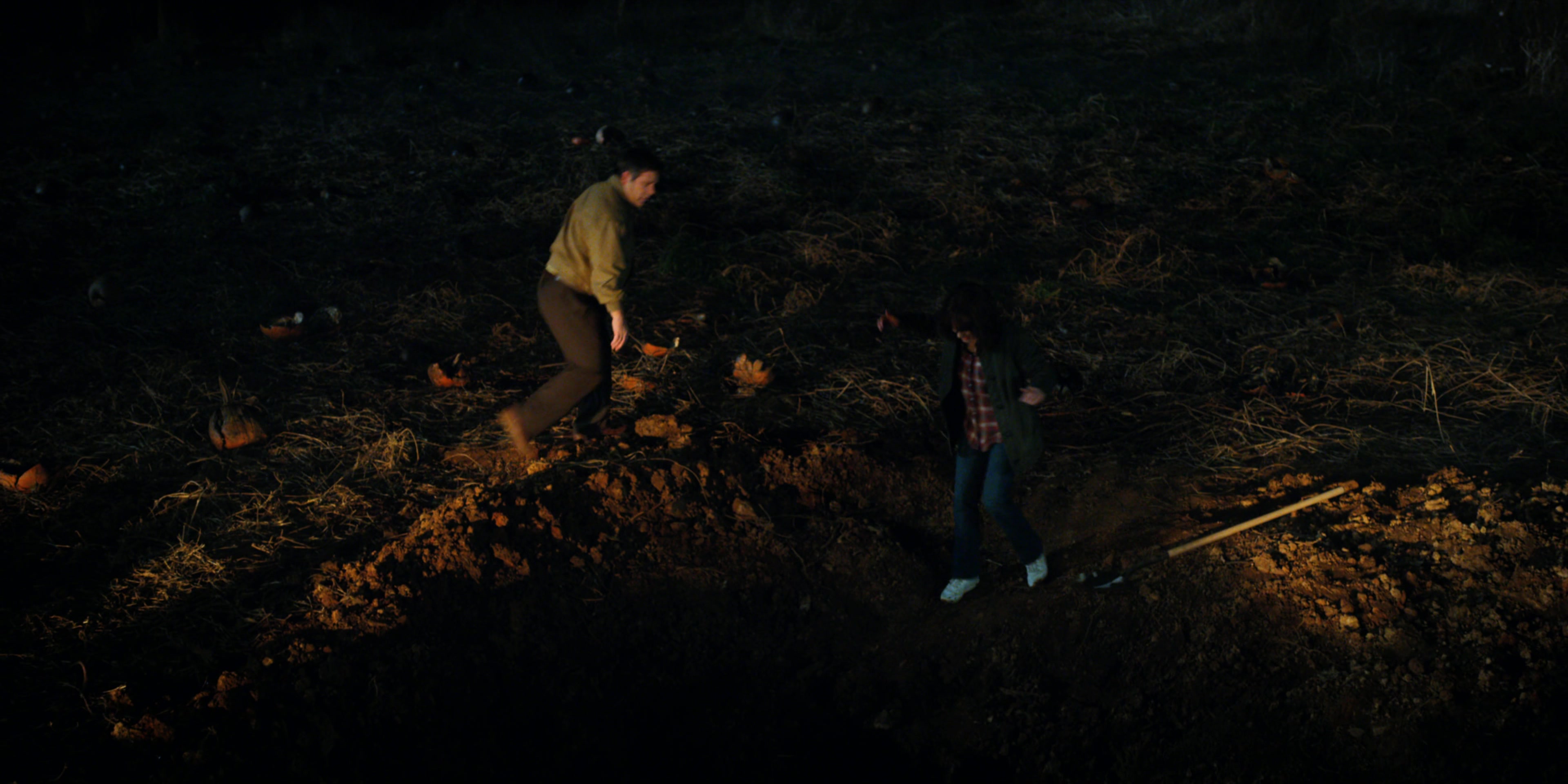 WF-StrangerThings205_198.jpg WF-StrangerThings205_198.jpg