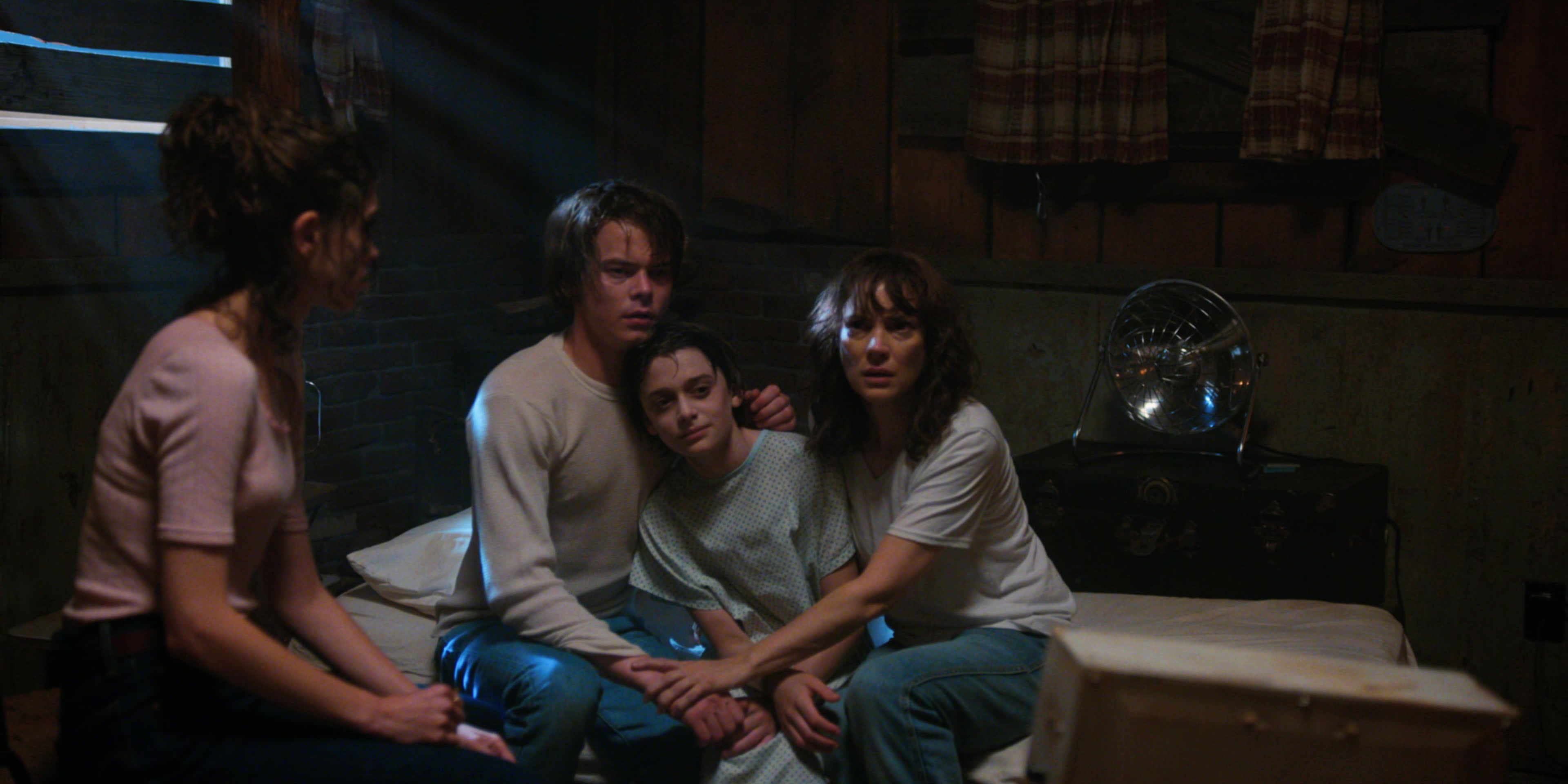 WF-StrangerThings209_137.jpg WF-StrangerThings209_137.jpg